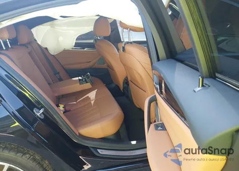 2021 BMW 530E from USA, damaged, VIN WBA13AG01MCG99991